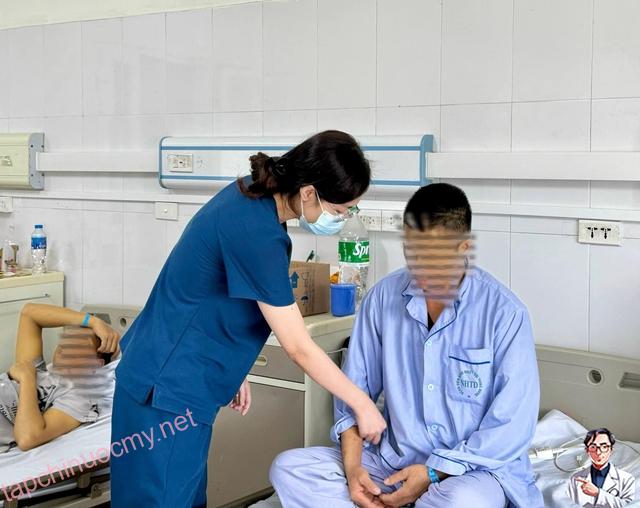 Người đàn ông Hà Nội ngộ độc gan do 1 sai lầm nghiêm trọng khi dùng thuốc: Nhiều người Việt cũng mắc- Ảnh 1.