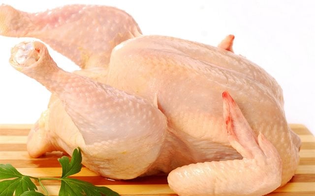 Ăn nhiều thịt gà công nghiệp có sao không ?