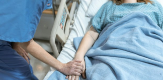 3 triệu chứng xuất hiện vào buổi sáng cảnh báo mầm mống uתg t.hư