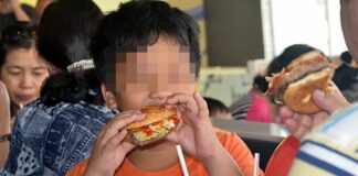 Bé gái 5 tuổi bị K giai đoạn cuối, bài học cảnh tỉnh cho bố mẹ