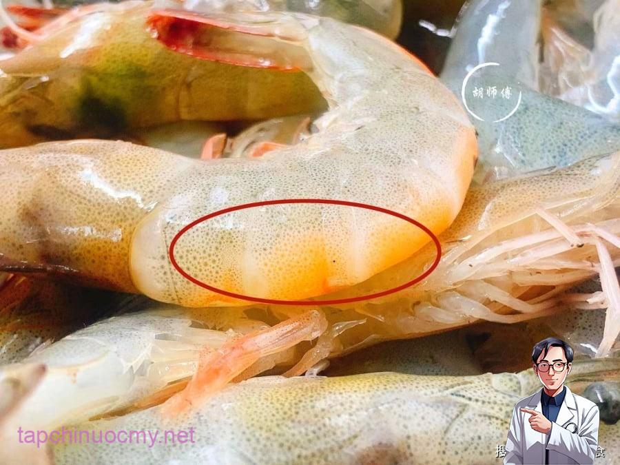 Ra chợ nên chọn tȏm thẳng” hay tȏm cong”? Sự khác biệt là rất lớn nhưng ít người biḗt-3