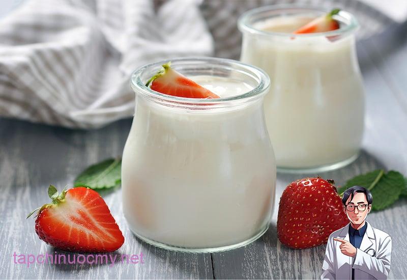 Sữa chua nhiều công dụng nhưng tránh ăn khi đói