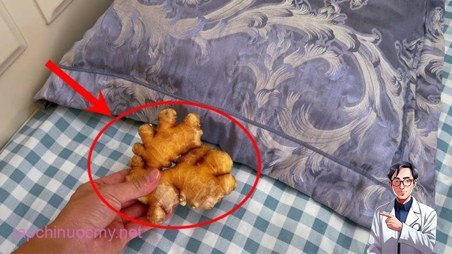Đặt gừng dưới gối mang lại lợi ích trong việc cải thiện chất lượng giấc ngủ.