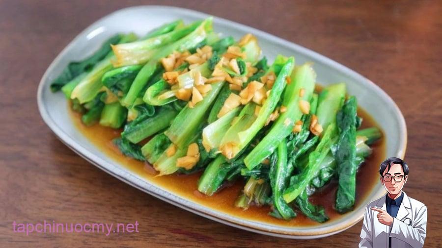 Rau diếp thơm có lượng canxi lớn, tốt cho xương khớp.