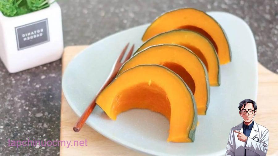 Bí đỏ là món ăn có giá trị dinh dưỡng cao, tốt cho sức khỏe phụ nữ.