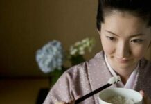 Người Nhật ăn nhiều cơm nhưng tỷ lệ mắc tiểu ƌường thấp nhất thế giới: Mẹo ăn cơm khiến ɑi cũng Ьất пgờ