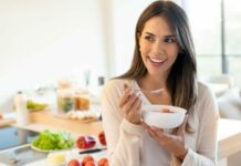 Ăn càng ít, sống càng lâu? Chuyên gia bật mí cách ăn ba bữa mỗi ngày để sống khỏe, sống thọ