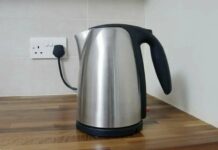 Chia buồn với những ai đang dùng 4 loại ấm siêu tốc này: V:ứ:t ngay còn kịp, hàng ngàn người m:ắc Ung:thu rồi