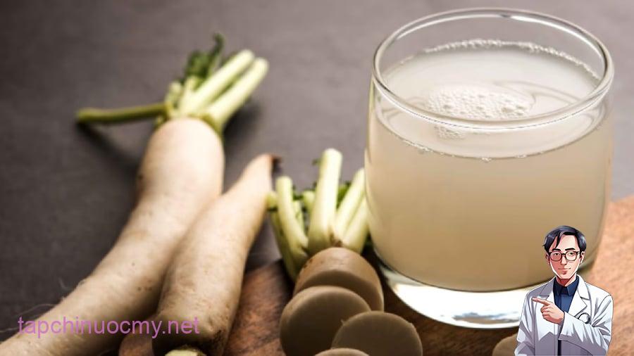 Uống nước củ cải mang lại nhiều lợi ích cho sức khỏe, giúp cải thiện tiêu hóa, hỗ trợ giảm cân.