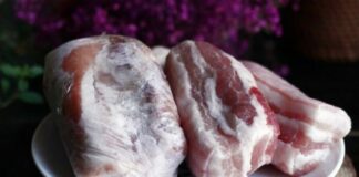 4 sai lầm tai hạ;i khi rã đông thịt, số 3 nhiều người Việt mắc phải nhất