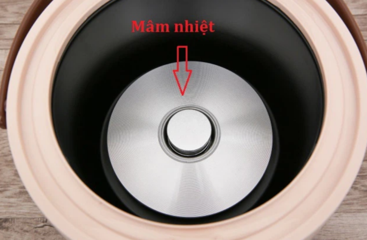 Nồi cơm điện có 4 vị trí phải lau thường xuyên, càng sạch càng tốn ít điện