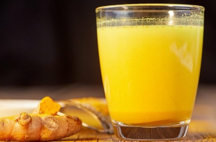 5 nhóm người không nên uống tinh bột nghệ, càng uống càng sinh bệnh