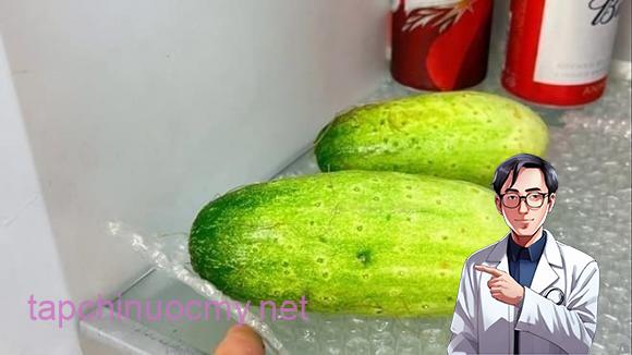 Vào mùa hè, chúng ta thường bảo quản trái cây và rau củ trong tủ lạnh để giữ độ tươi ngon. 