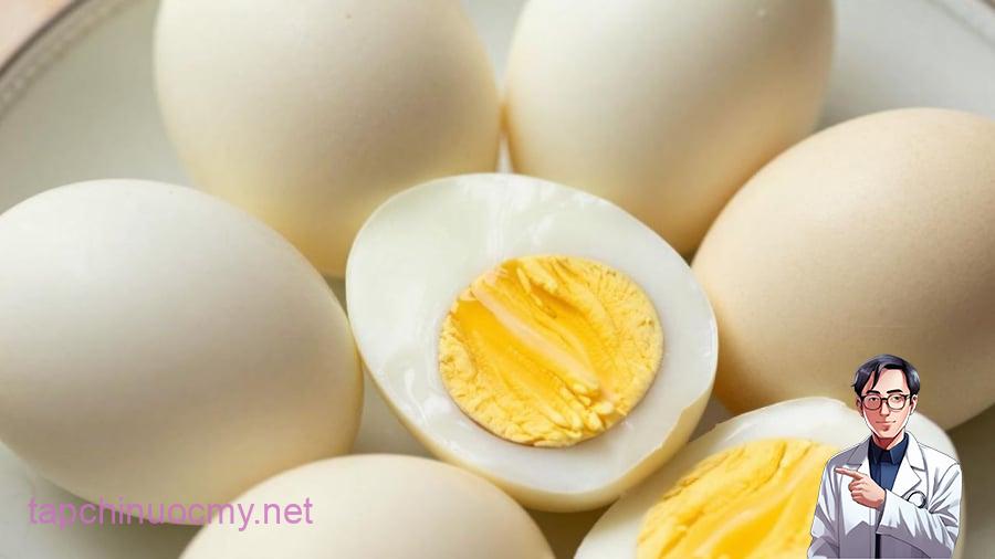 Ăn trứng kết hợp rau xanh sẽ mang lại cảm giác no lâu hơn.