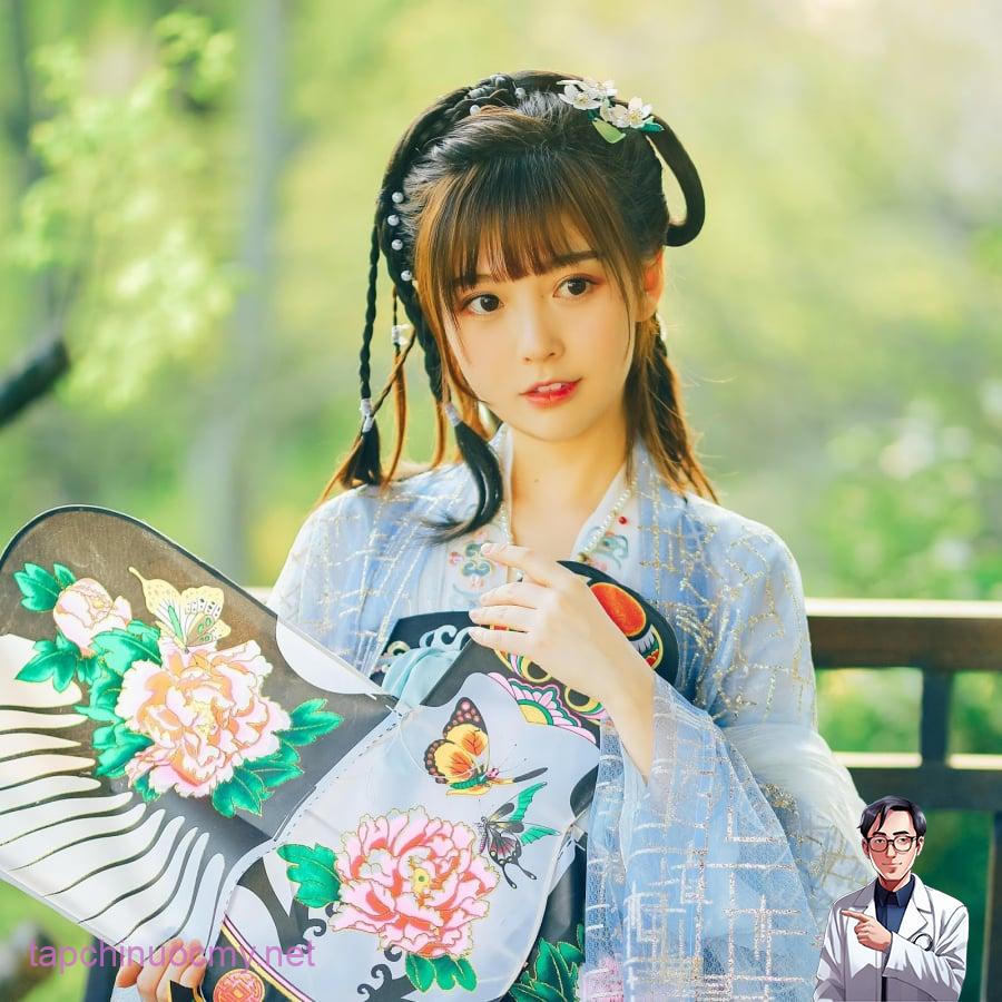 Hinh-dai-dien-gai-xinh-co-trang