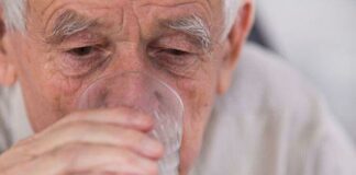 Miệng bị khô và đắng khi ngủ ban đêm thì cần đi khám ngay vì có thể bạn đang mắc 5 bệnh này