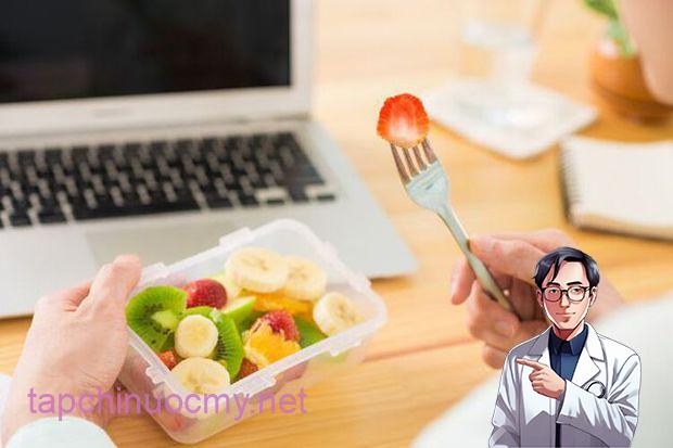 Miệng bị ⱪhȏ và ᵭắng ⱪhi ngủ ban ᵭêm thì cần ᵭi ⱪhám ngay vì có thể bạn ᵭang mắc 5 bệnh này - Ảnh 5.