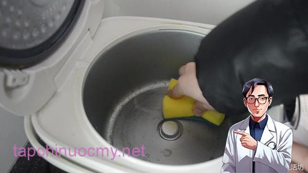 Tiḗt kiệm hàng triệu tiḕn ᵭiện mỗi năm nhờ biḗt cách làm sạch vị trí này của nṑi cơm ᵭiện - 4