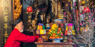 6 thói quen dọn dẹp vô tình kinh động đến khu vực bàn thờ, gia chủ không cẩn thận mất lộc, ốm yếu như chơi