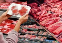 Mua thịt đóng khay trong siêu thị, phải nhìn 5 điểm này để biết đâu là thịt ngon