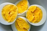5 nhóm người nên ăn trứng gà luộc vào bữa sáng thường xuyên để tăng cường sức khỏe