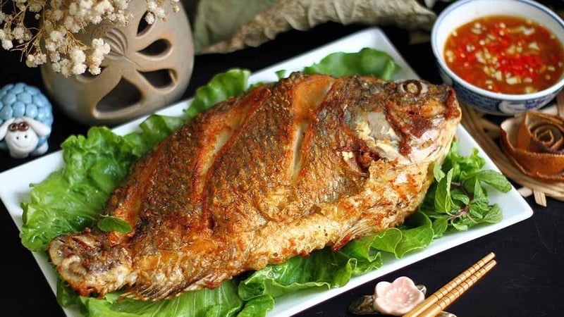Cá rán giòn tan không vỡ