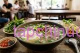 Ăn phở gọi thêm trứng chần: Thói quen 'gây nghiện' này thực sự tốt hay hại cho sức khỏe?
