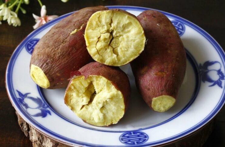 Cách luộc khoai lang ngọt bùi, bở tung