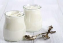 4 nhóm người không nên ăn sữa chua: Đó là ai?