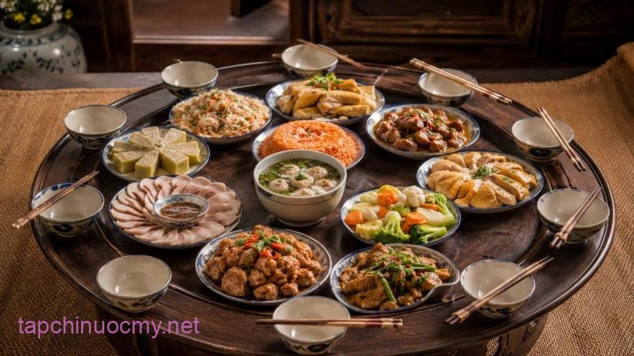 Mâm tròn không chỉ thuận lợi cho việc sử dụng mà còn mang lại những tầng ý nghĩa
